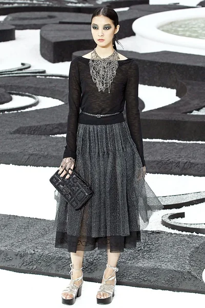 Look 57